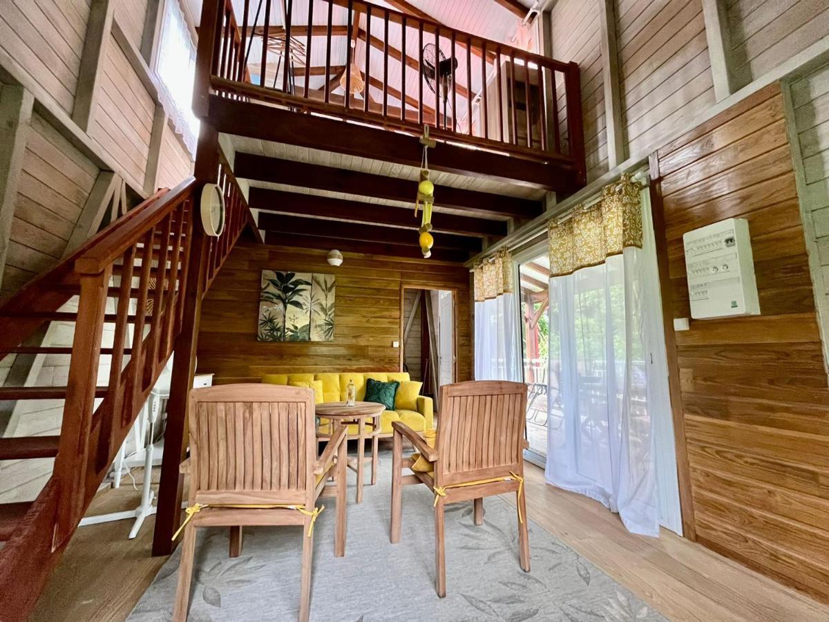Mahogany Lodge - Oasis Cosy Rivière-Pilote 外观 照片