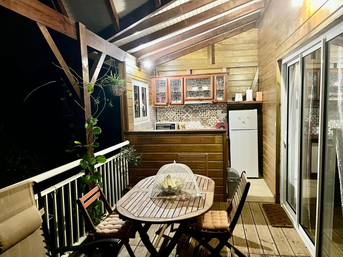 Mahogany Lodge - Oasis Cosy Rivière-Pilote 外观 照片