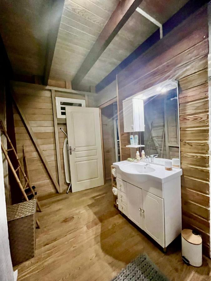 Mahogany Lodge - Oasis Cosy Rivière-Pilote 外观 照片
